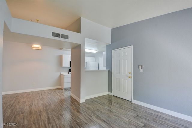 950 Seven Hills Drive 222, Henderson, NV 89052