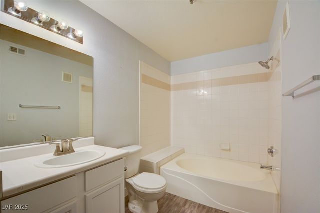 950 Seven Hills Drive 222, Henderson, NV 89052