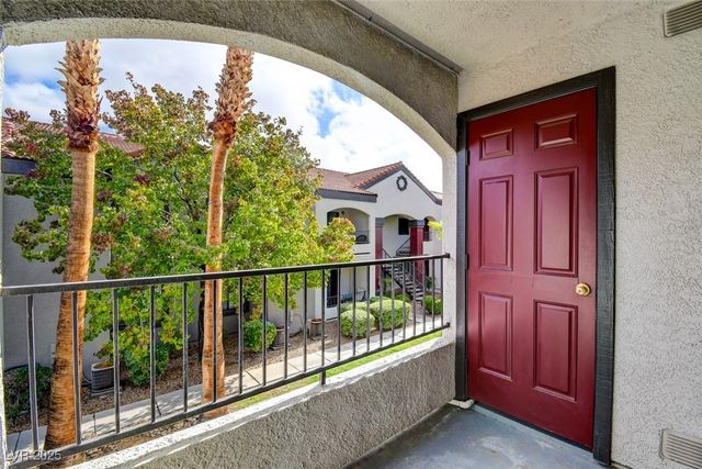 950 Seven Hills Drive 222, Henderson, NV 89052