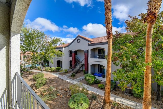 950 Seven Hills Drive 222, Henderson, NV 89052