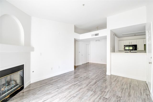 950 Seven Hills Drive 222, Henderson, NV 89052