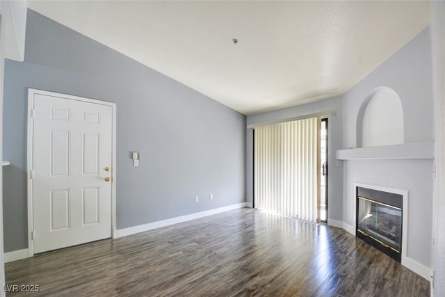 950 Seven Hills Drive 222, Henderson, NV 89052