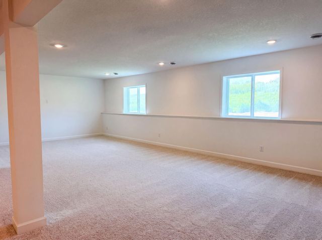 851 Londonderry Lane NW, Rochester, MN 55901