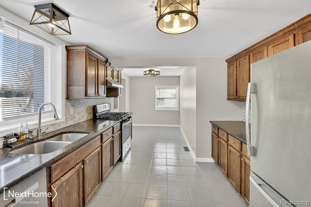 42205 E Huron River Drive, Van Buren, MI 48111