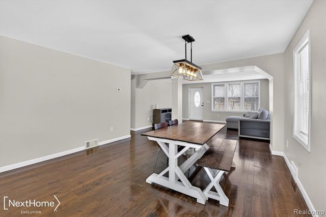 42205 E Huron River Drive, Van Buren, MI 48111