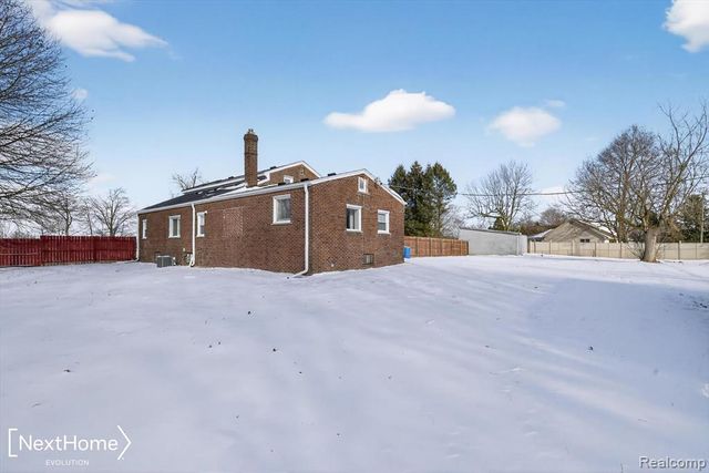 42205 E Huron River Drive, Van Buren, MI 48111