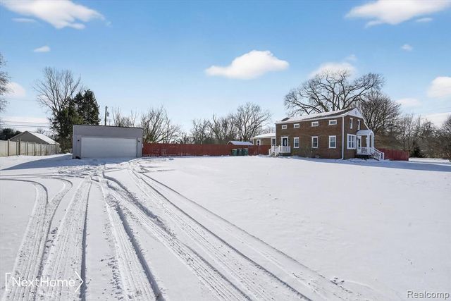 42205 E Huron River Drive, Van Buren, MI 48111