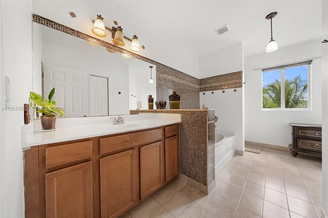 507 SE 31st Ave, Homestead, FL 33033