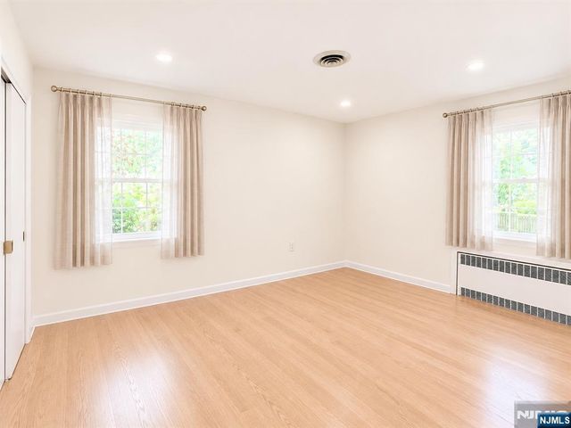204 Kensington Avenue, Norwood, NJ 07648