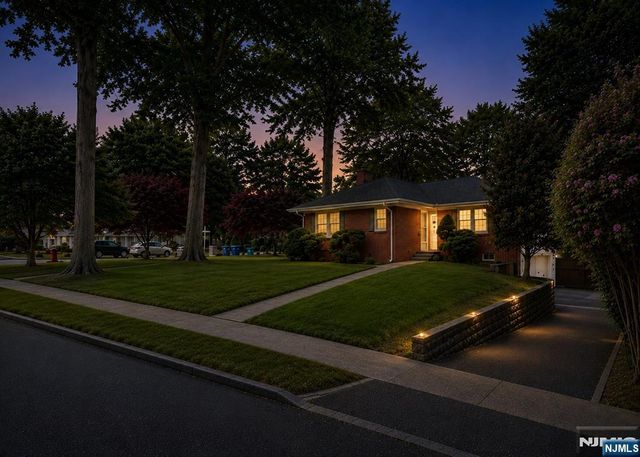 204 Kensington Avenue, Norwood, NJ 07648
