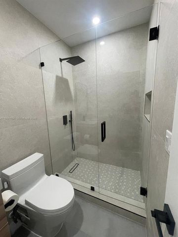 5350 SW 33rd Ave, Hollywood, FL 33312