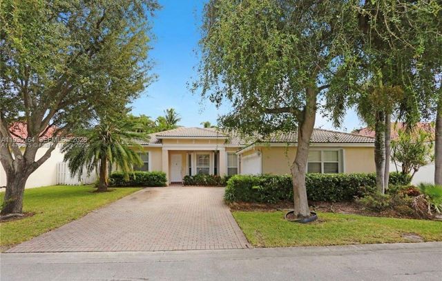 5350 SW 33rd Ave, Hollywood, FL 33312
