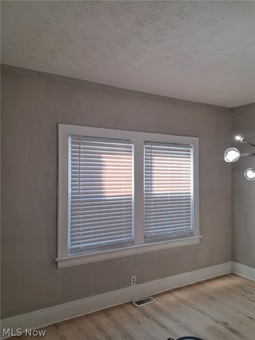 13509 Edgewood Avenue, Cleveland, OH 44105