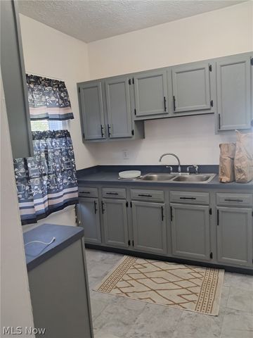 13509 Edgewood Avenue, Cleveland, OH 44105