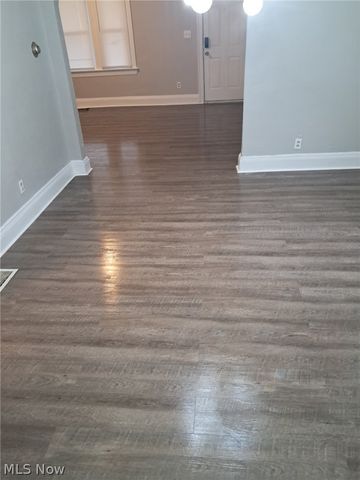 13509 Edgewood Avenue, Cleveland, OH 44105