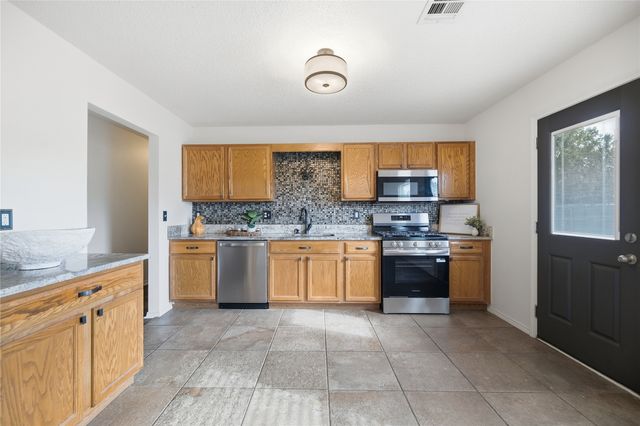 8927 N 151st East Avenue, Owasso, OK 74055
