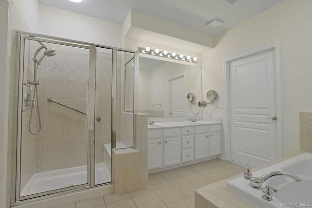 32 N De Baun Avenue 207, Suffern, NY 10901