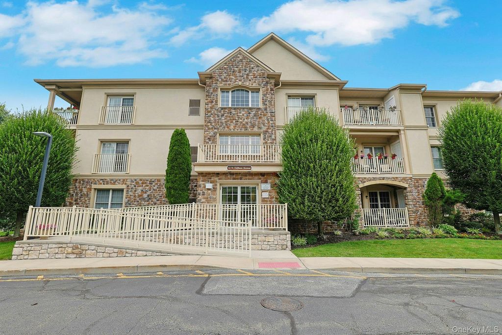32 N De Baun Avenue 207, Suffern, NY 10901