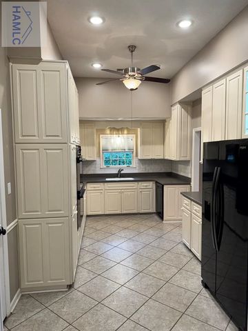 220 Topi Trail, Hinesville, GA 31313