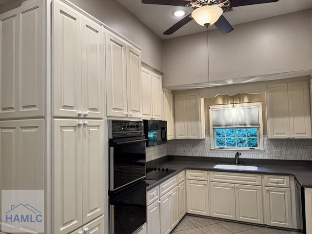 220 Topi Trail, Hinesville, GA 31313