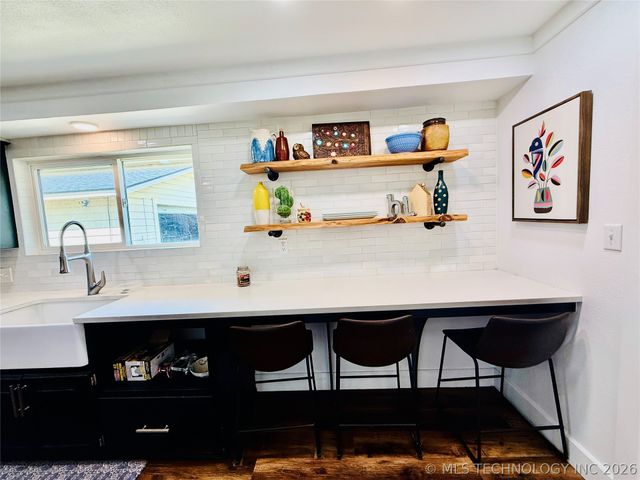 410 S 4th, Hartshorne, OK 74547