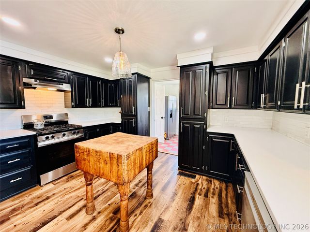 410 S 4th, Hartshorne, OK 74547