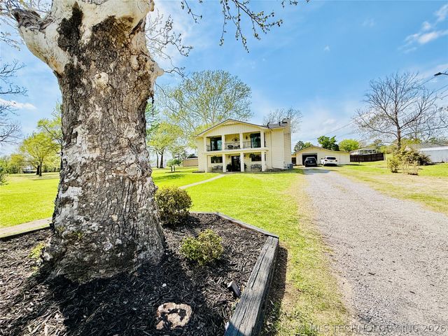 410 S 4th, Hartshorne, OK 74547