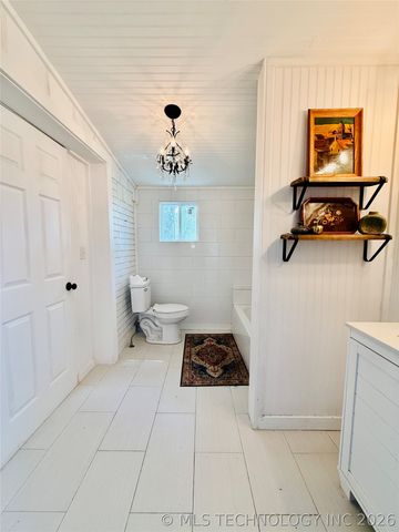 410 S 4th, Hartshorne, OK 74547