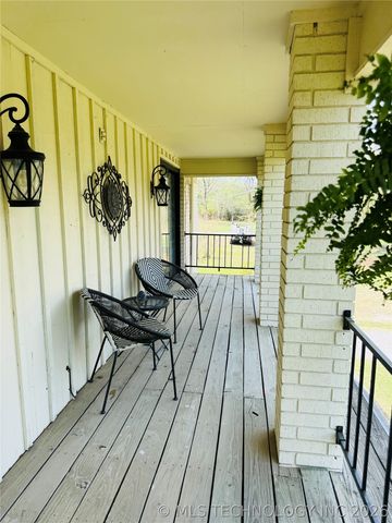 410 S 4th, Hartshorne, OK 74547