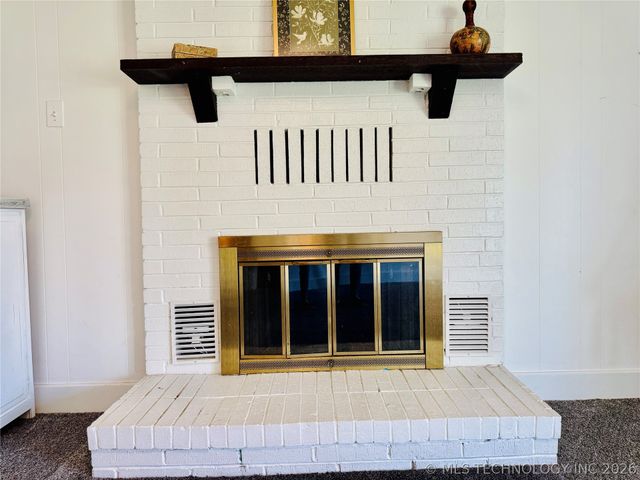 410 S 4th, Hartshorne, OK 74547