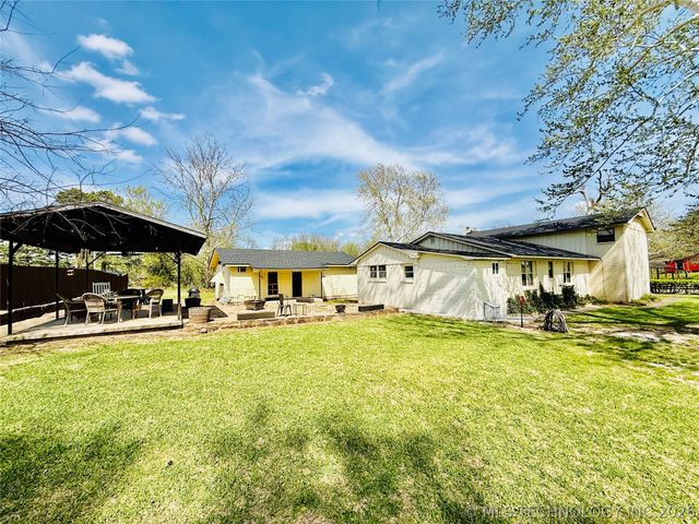 410 S 4th, Hartshorne, OK 74547