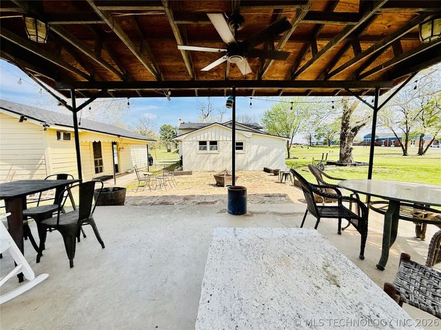 410 S 4th, Hartshorne, OK 74547