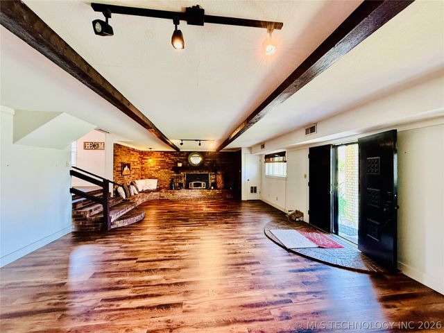 410 S 4th, Hartshorne, OK 74547