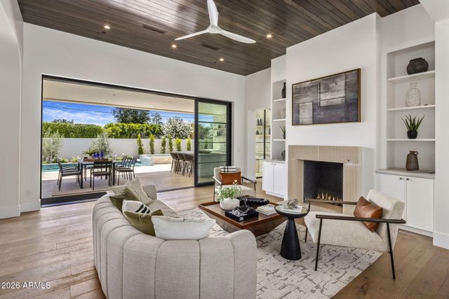 5935 E CALLE TUBERIA --, Phoenix, AZ 85018