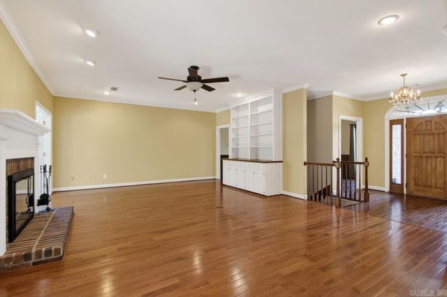 27 Calumet Road, Little Rock, AR 72223