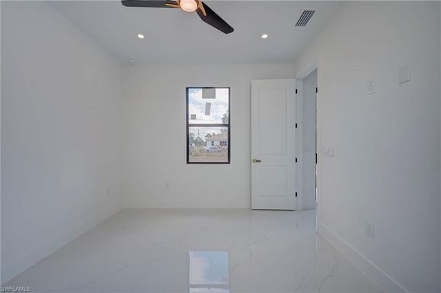 1002 Pine AVE, Lehigh Acres, FL 33972