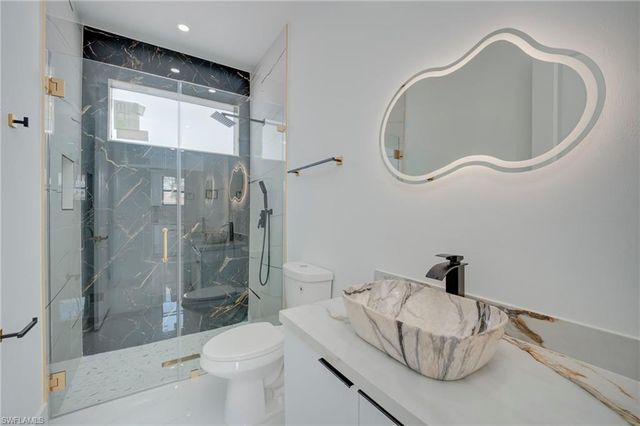 1002 Pine AVE, Lehigh Acres, FL 33972