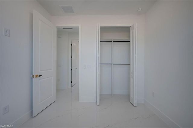 1002 Pine AVE, Lehigh Acres, FL 33972