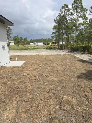 1002 Pine AVE, Lehigh Acres, FL 33972