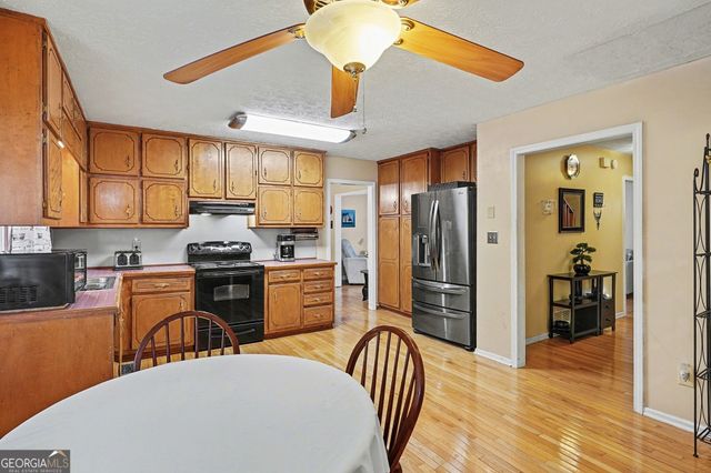 324 Stonecutters Cove, Stockbridge, GA 30281