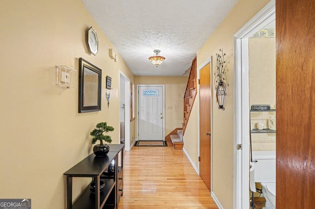 324 Stonecutters Cove, Stockbridge, GA 30281