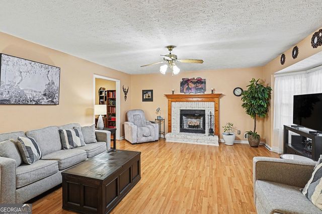 324 Stonecutters Cove, Stockbridge, GA 30281