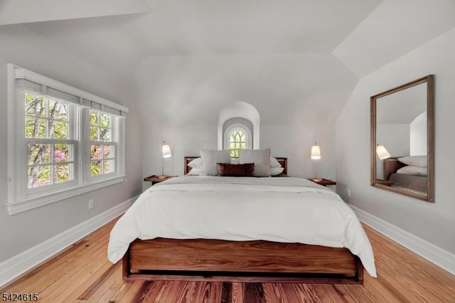 5 North Ter, Maplewood Twp., NJ 07040