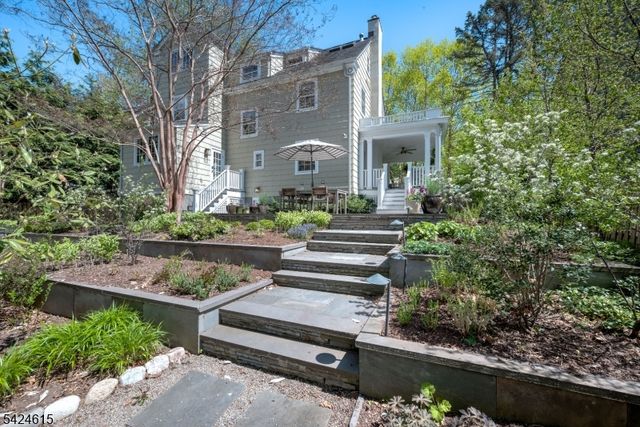 5 North Ter, Maplewood Twp., NJ 07040