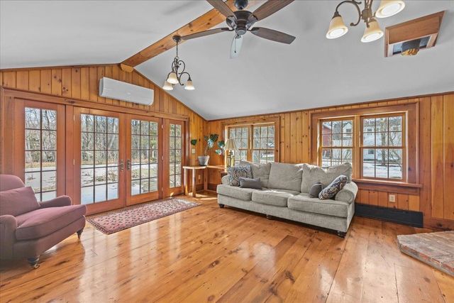 7465 VT Route 100 B, Moretown, VT 05660