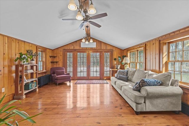 7465 VT Route 100 B, Moretown, VT 05660