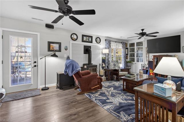 1116 Lowland Cottage LN, Virginia Beach, VA 23454