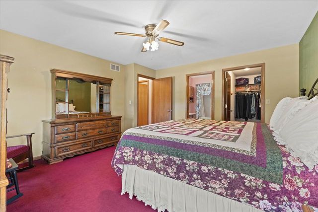 2225 2nd STREET, Kenosha, WI 53140