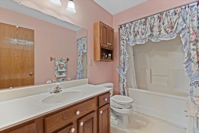 2225 2nd STREET, Kenosha, WI 53140