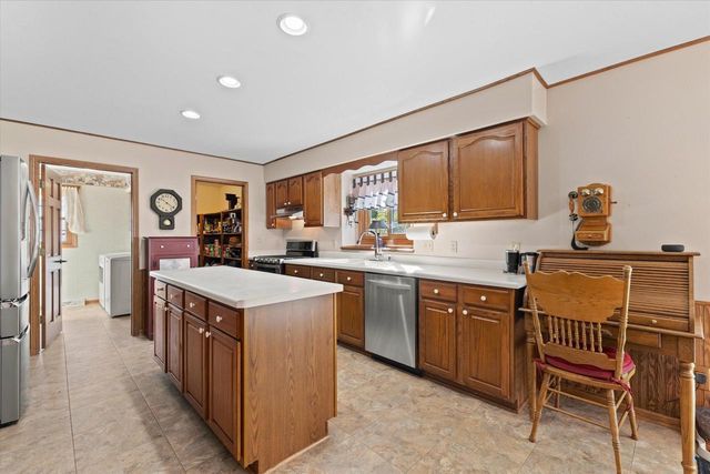 2225 2nd STREET, Kenosha, WI 53140